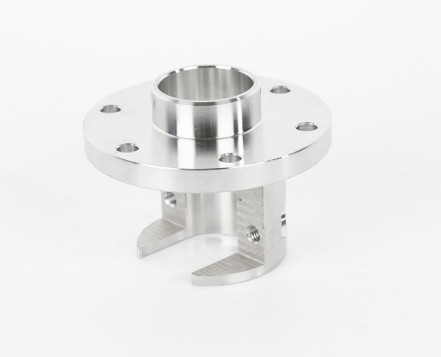 Machined flange component with controlled flatness